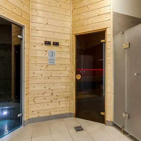 Frey Homes Waterline With Amazing Pool And Gym 公寓 格但斯克
